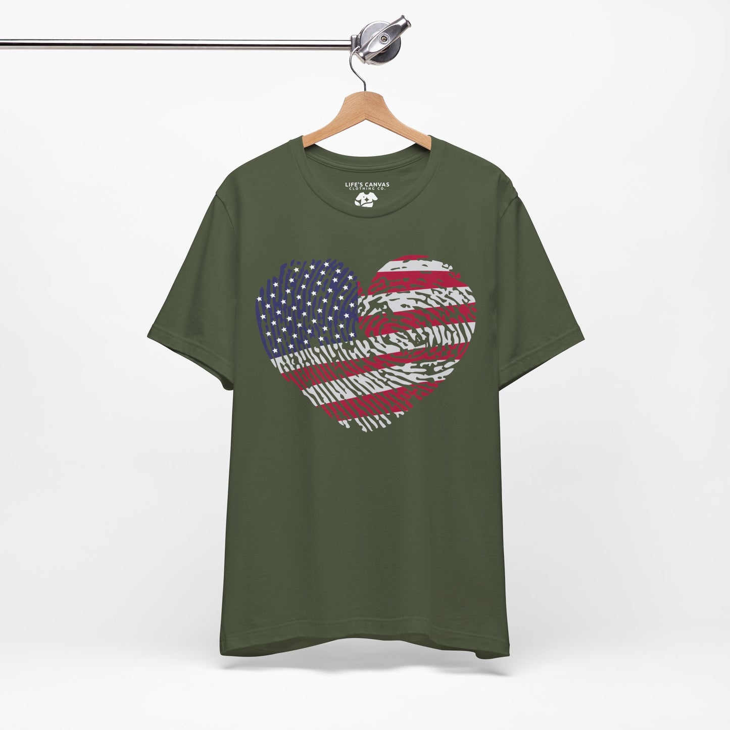 Thumbprint Heart – USA Edition – Unisex T-Shirt | FOR THE ONES WHO CARRY HOME IN THEIR HEART