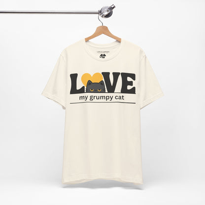Love my grumpy cat graphic t-shirt in Natural